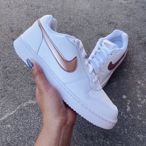 Nike White Leather Low Tops